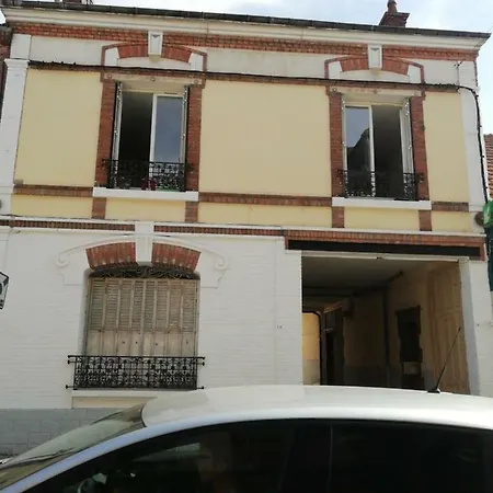 Small Budget Casa de hóspedes Romilly-sur-Seine